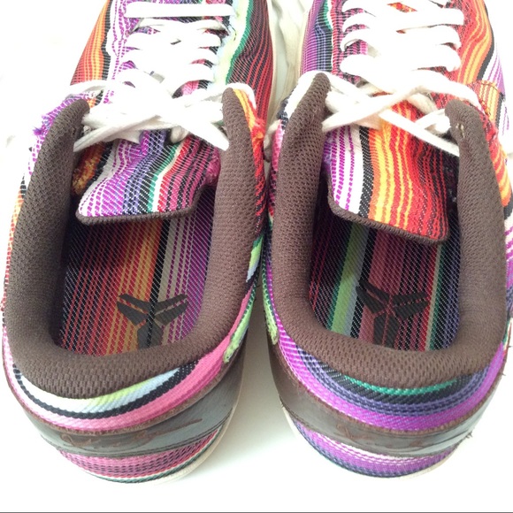 NIKE KOBE 8 NSW Lifestyle LE Sneakers - Picture 8 of 12